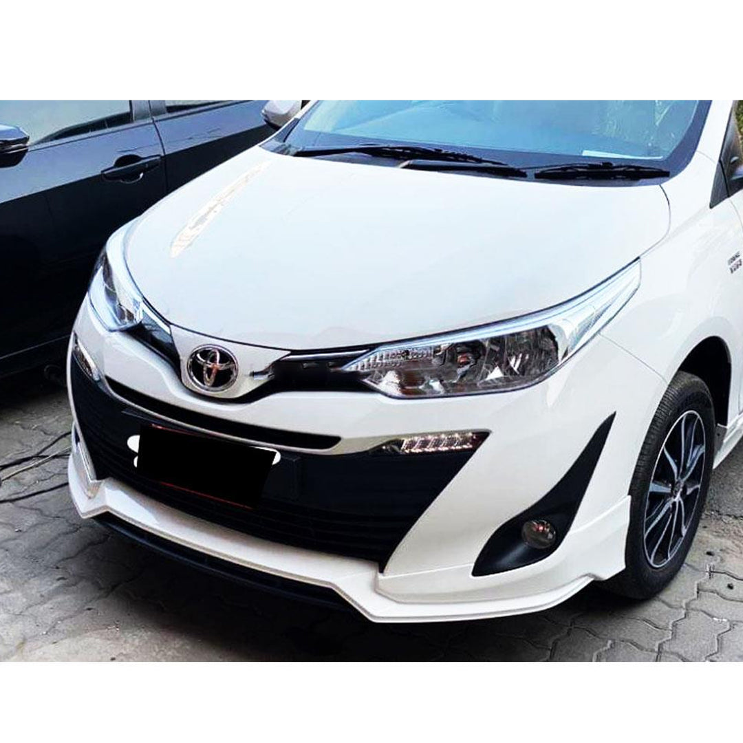 Toyota Yaris OEM body kit  ( front ,back and side panel ) Without Paint